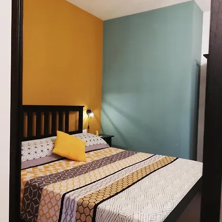 黄色别墅酒店 住宿加早餐酒店 菲乌米奇诺