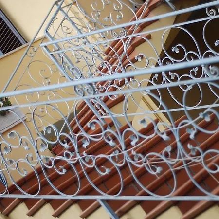 住宿加早餐酒店 黄色别墅酒店